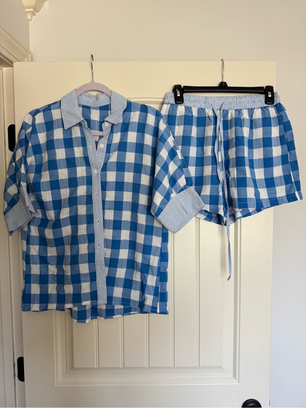 New Without Tags Blue and White Check Woman’s Set